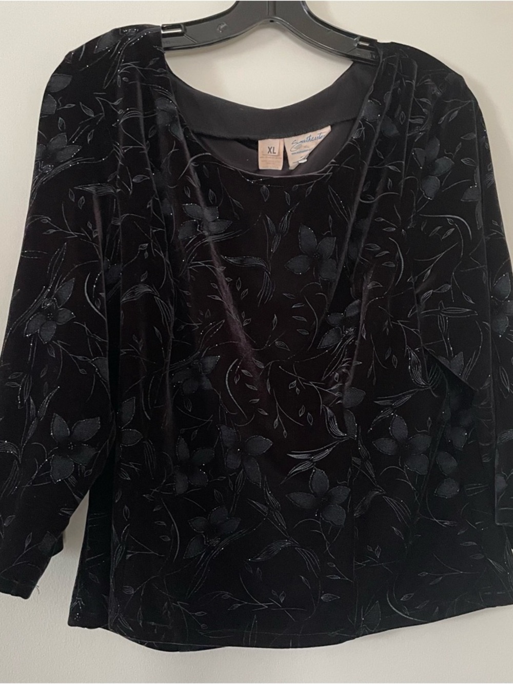 SOLD Vintage Black Velvet Burnout Top XL Glam Dark Feminine Elegant Classy